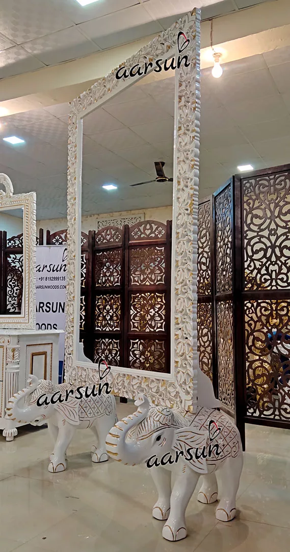 Royal Unique Mirror Frame in White & Gold YT-437EL